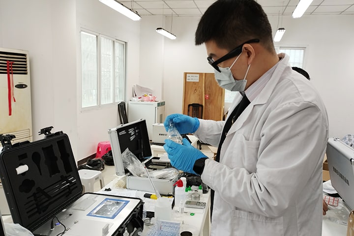 重慶市煙草公司酉陽(yáng)分公司購(gòu)買10臺(tái)土壤養(yǎng)分檢測(cè)儀